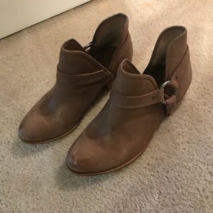 Lucky Brand LK-Bashira Ankle Boots